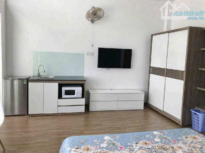 ✅CHDV TRẦN BÌNH TRỌNG - TRỆT 2 LẦU SÂN THƯỢNG - HẺM THÔNG- 86M2 (4.5/4.9x19) A4 - 6 PHÒNG - 2