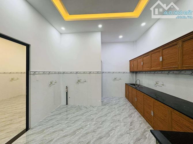 NHÀ NGANG 7,5M x 11M CÔNG NHẬN ĐỦ GIÁ CHỈ 4,29TỶ TL - 2