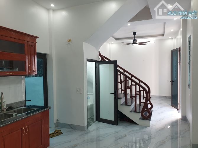BÁN NHÀ ĐẸP 1.78 TỶ 3 TẦNG ( ĐÔNG NAM ) NGÕ TRẦN QUANG KHẢI - 2