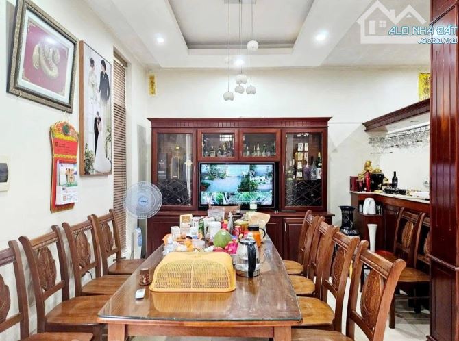 Bán nhà biệt thự KĐT Văn Khê lô góc vỉa hè rộng ô tô tránh dừng đỗ dt460m2 giá 69.9 tỷ - 2
