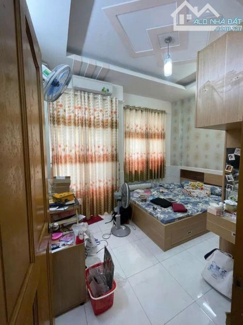 BÁN NHÀ NI SƯ HUỲNH LIÊN- P10- TÂN BÌNH –  4 TẦNG – 4 PN-  4 x 10m - CHỈ 5.75 TỶ - 2