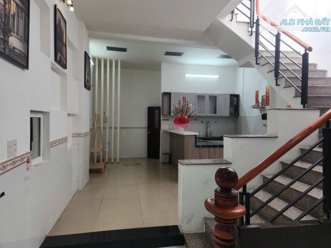 Nhà bán MT kinh doanh Hoàng Văn Thụ 52m2 – Giá 13,9 TỶ tl. - 2