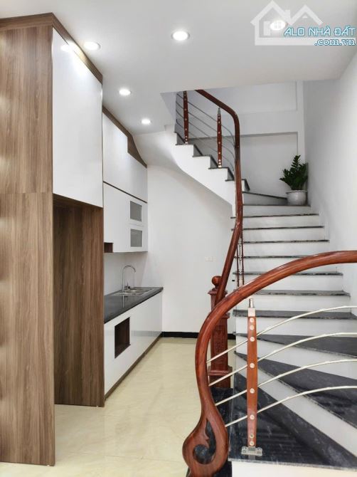 Mậu lương ,ngõ thông ,gần chợ ,kinh doanh nhỏ, 7.35tỷ - 2