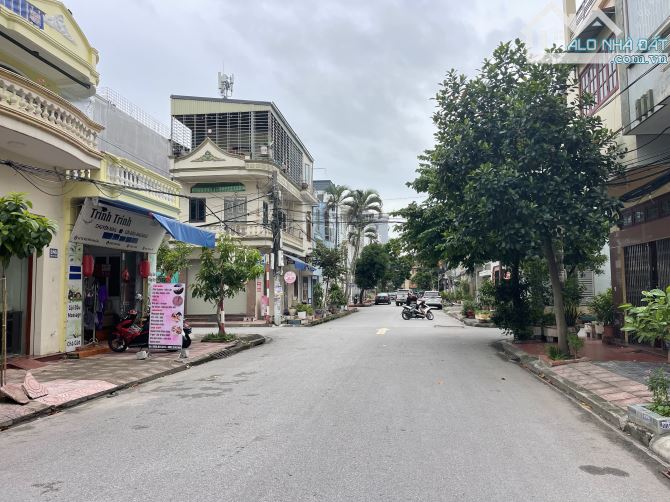 84m2 đất phố Tô Vũ tuyến 2 Văn Cao - Ngang 4.2m - Đường 15m - 2