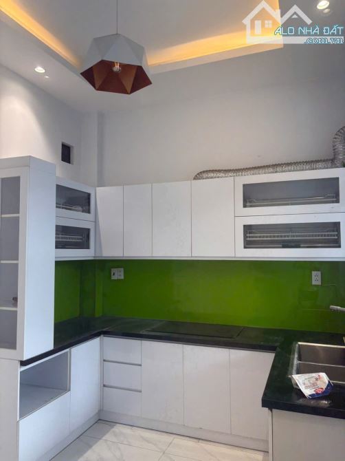 BÁN NHÀ 3 TẦNG TRƯỜNG THỌ, THỦ ĐỨC, TẶNG THÊM TÁM MƯƠI M ĐẤT TRỒNG RAU, NHỈNH 7 TỶ - 2