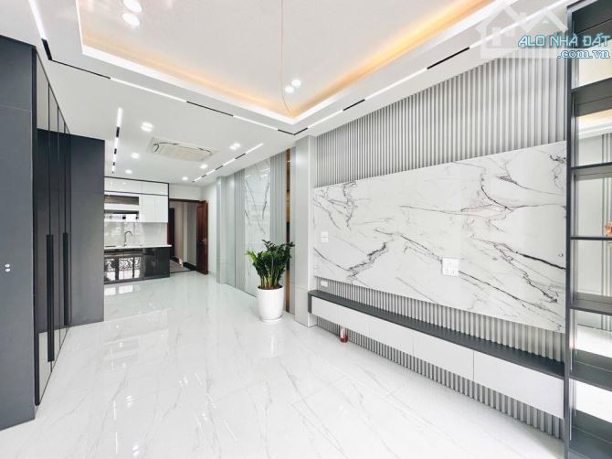 Siêu phẩm hiếm có –Nhà 55m x 6T thang máy Nguyễn Đức Cảnh, ngõ thông ô tô – chỉ hơn 10 tỷ - 2