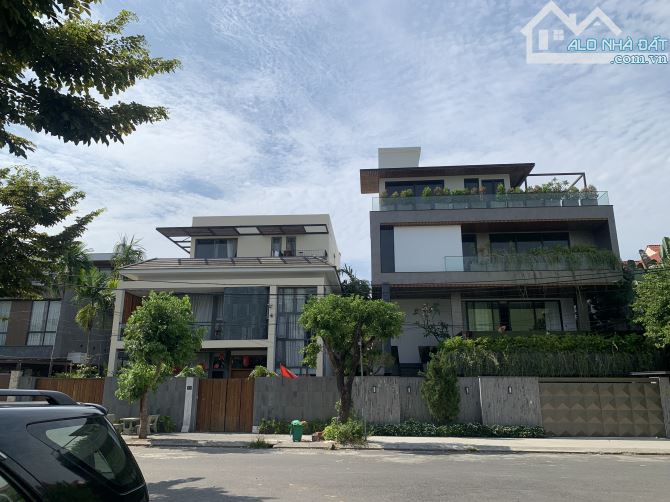 Bán Villa Vip 2 Mặt Tiền Nam Việt Á - 2