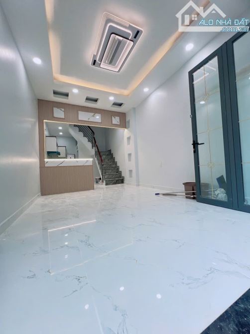 CÁCH MẶT TIỀN HOÀNG DIỆU - VĨNH KHÁNH 30m - NHÀ 3 TẦNG KHU DÂN CƯ HIỆN HỮU KHÔNG QH - 2