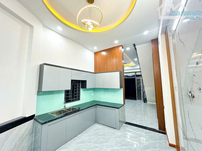 📣📣 Bán Nhà 1 trệt 1 lầu 67m2 Sổ riêng thổ cư đường ô tô (P. Hoá An) - 2