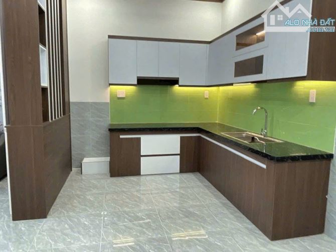 Ngay gần trung tâm, Chính chủ bán nhà vị trí cách trường lái Bửu Long 1km, dân cư hiện hữu - 2
