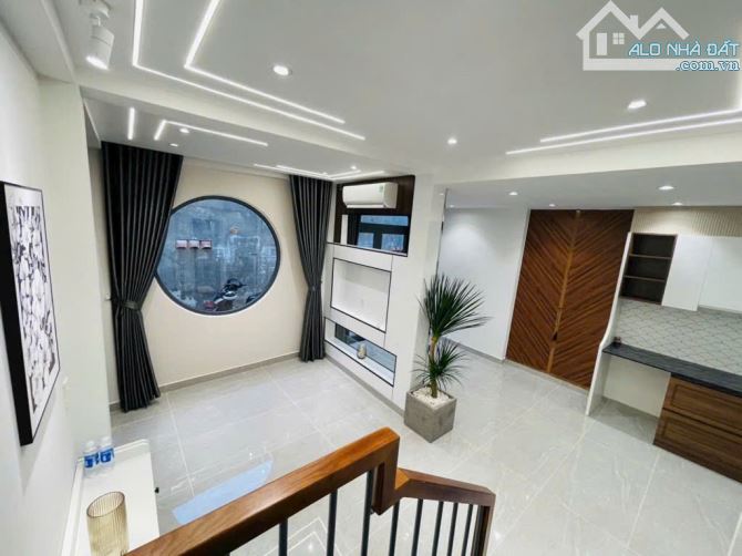Bán nhà 4.7x18m, 3 tầng mới full nội thất hẻm lớn huỳnh tấn phát, có gara xe hơi, 9.8 tỷ - 2