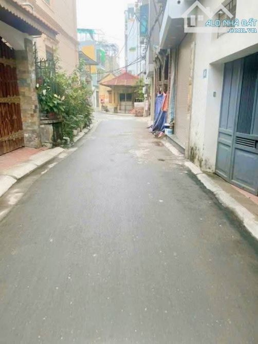 THỤY PHƯƠNG nhà mới 5 tầng/3 PN - 10m Ô tô tránh- Ngõ thông tứ tung. Chỉ 6,55 tỷ - 2