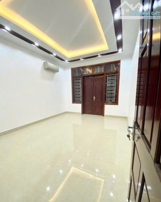 Bán nhà 5 tầng – Trần Đại Nghĩa, Hai Bà Trưng 24m2 – Giá 4,7 tỷ - 2