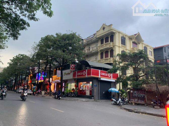Bán tòa Văn Phòng Trung Yên _ Trung Hòa 80m2, thông sàn kinh doanh, hầm ô tô, giá 32,8 tỷ. - 2
