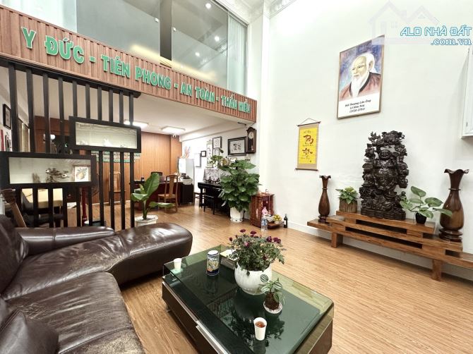 Bán nhà Bình Thạnh - 110m² nở hậu - 5 tầng - Hẻm 5m ô tô -19.5 tỷ - 2