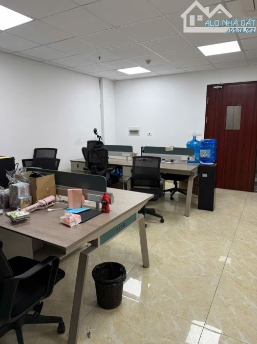 Cho thuê nhà mặt phố Ngô thì nhậm 55m2 x 2 tầng, vị trí đắc địa, giá hơn 20 triệu/tháng - 2