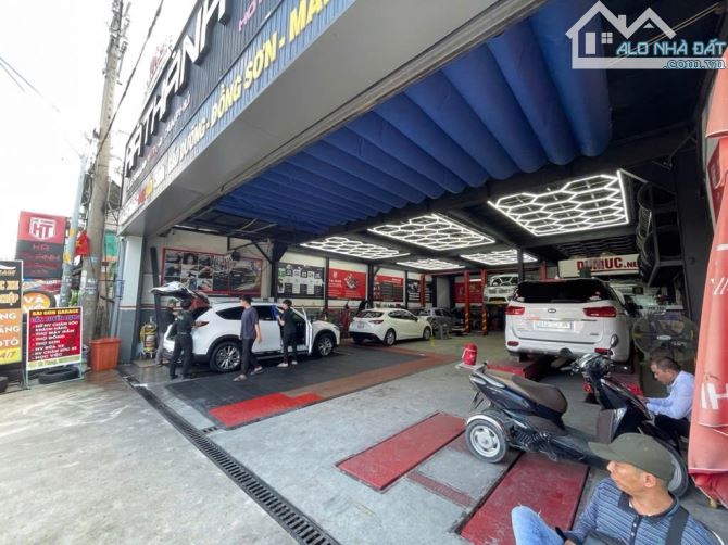 HIẾM GẦN TRƯỜNG ĐẠI HỌC CÔNG NGHỆ THỰC PHẨM - NGANG KHỦNG 12M - 241M2 - GIÁ 32.X TỶ - 2