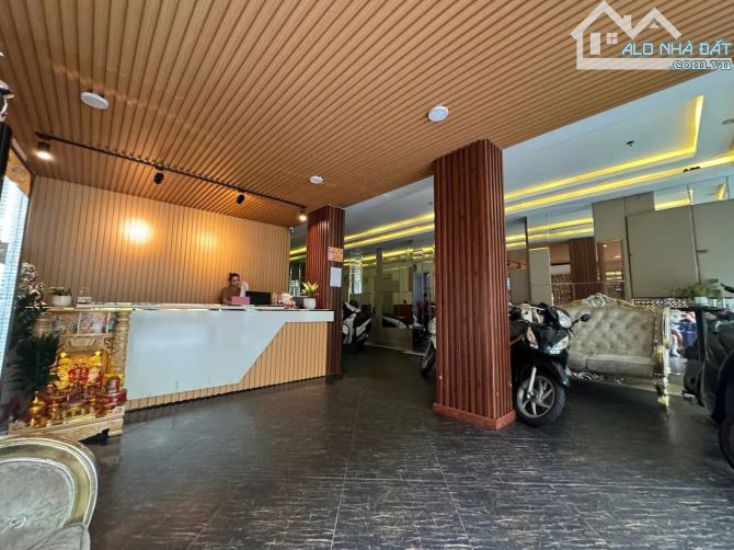 🗣️ KHÁCH SẠN VIP - MẶT TIỀN TRẦN THIỆN CHÁNH QUẬN 10 - NGANG 7M - 35 TỶ - 2