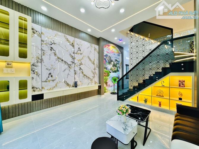 Căn nhà 2 tầng, 54m2 ngay Hồng Hà, Tân Bình. Giá: 3 Tỷ 290. SHR, hẻm 5m, full nội thất - 2