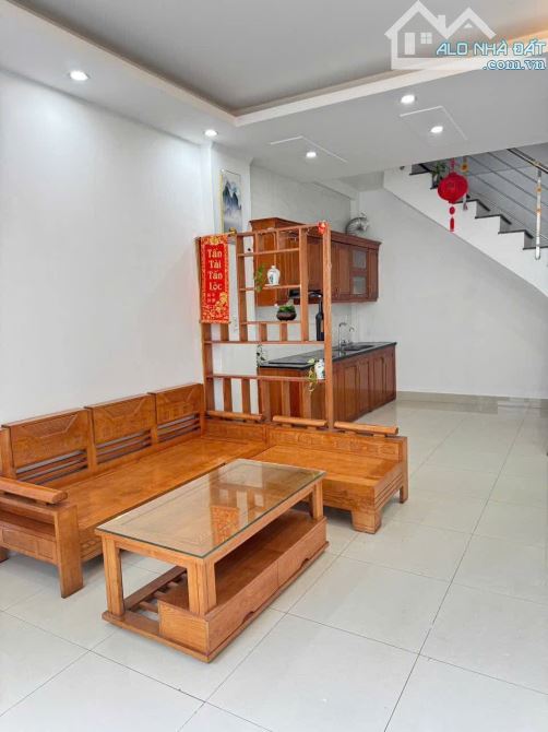 NHÀ NHẬT TẢO - 32M2 - Ô TÔ ĐỖ CỬA - 2