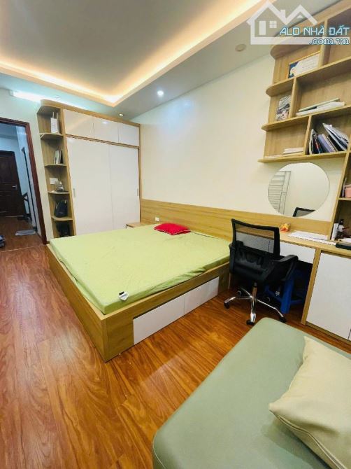 HÀNG HIẾM Bạch Mai 38m², 4 tầng , Full nội thất, 5 phút ra Hồ Gươm! Chỉ hơn 7 tỷ - 2