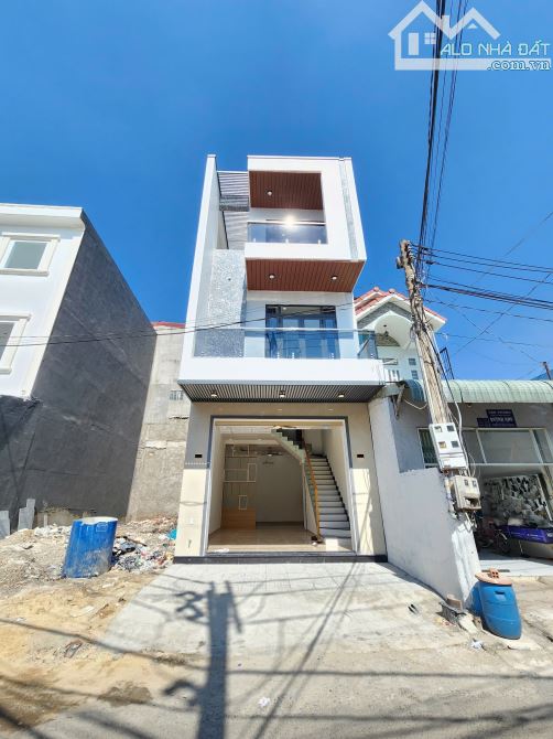 4,5Tỷ TL🔥Bán nhà 1 Trệt 2 Lầu_Mặt Tiền chợ Bình Phước B, p.Bình Chuẩn, Tp.Thuận An - 2