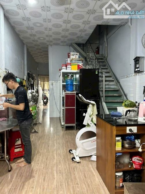 BÁN NHÀ TRỆT LẦU BE TÔNG NHẸ HẺM 9 PHẠM NGỌC HƯNG - 2