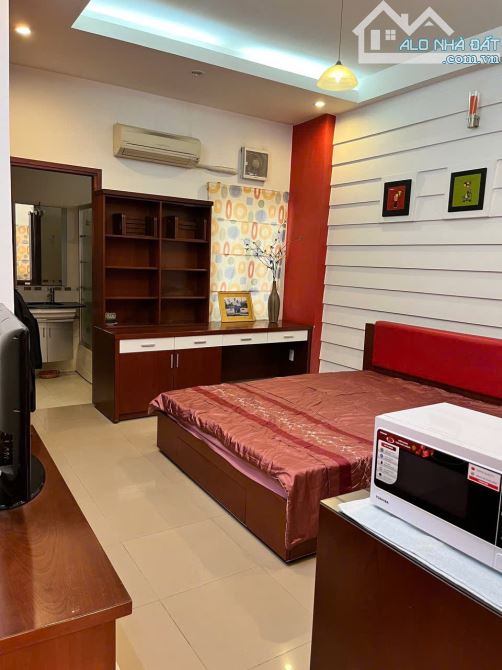Bán nhà mặt tiền Hoa Hồng, P2, Phú Nhuận (4x16m) Hầm 4 tầng thang máy - Giá bán 25 tỷ - 2