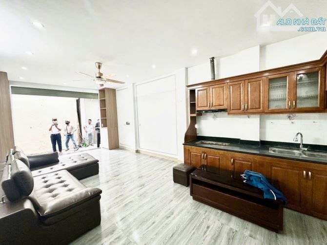 Nhà Phố Nhổn- diện tích 40m2 - 5 tầng - 2
