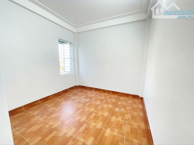 Hiếm!! Nhỉnh 1 tỷ nhà 4 tầng đầy đủ công năng. Phố Minh Khai, Hai Bà Trưng. - 2