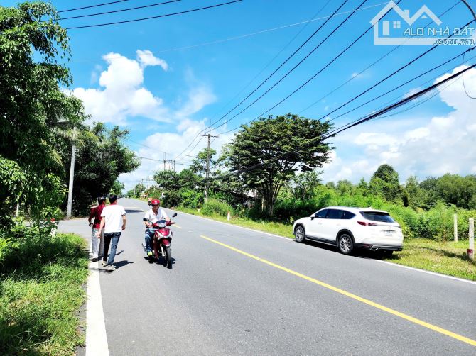 Bán gấp Khu đất 14m Mặt tiền TL7, Tổng 193m2 chỉ 2 tỷ 250 , thổ cư, Sổ sẵn - 2