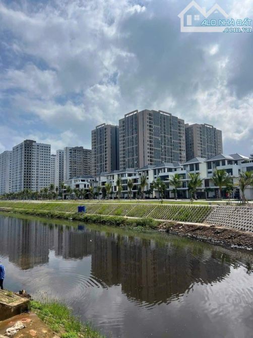 Chủ ngộp bank cần bán gấp lô đường Huỳnh Dạng gần 10 toà chung cư Ori Lakeside bàu tràm - 2