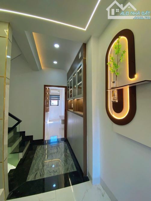 👉BÁN NHÀ BÌNH TÂN 5 TẦNG  HƯƠNG LỘ 2  HẺM 8M THÔNG NỘI THẤT XỊN CHỈ HƠN 6 TỎI - 2