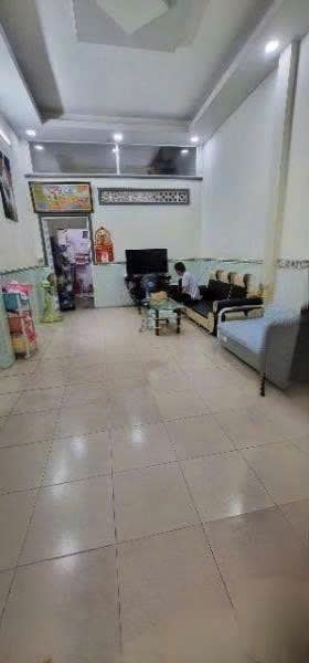 gấp bán nhà hai tầng giá tốt chốt nhanh hẻm xe hơi - 2