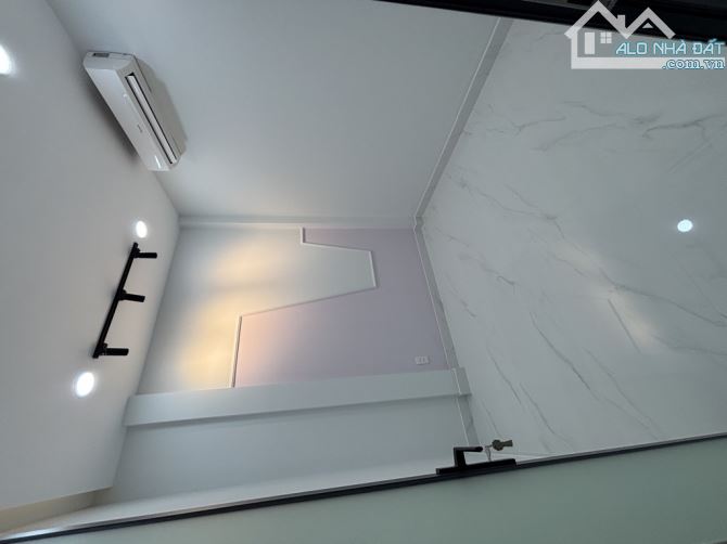 Nhà mới đẹp Trung tâm q11, DT ngang 4m, SHR HC đủ, KQH - 2