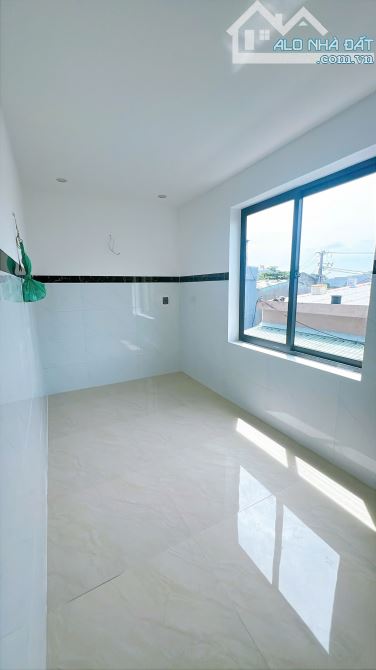 🏡 NHÀ 2 TẦNG 2 MÊ – 3 PHÒNG NGỦ – 70M² (6.5x11) – GIÁ CHỈ 3,4 TỶ BÌNH KỲ - HÒA QUÝ - 2