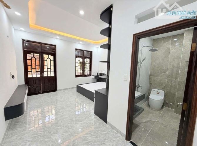 BÁN NHÀ MỚI ĐẸP ĐƯỜNG HOÀNG HOA THÁM – P.2, VŨNG TÀU,GẦN BÃI SAU HẺM 2 ÔT TRÁNH NHAU - 2
