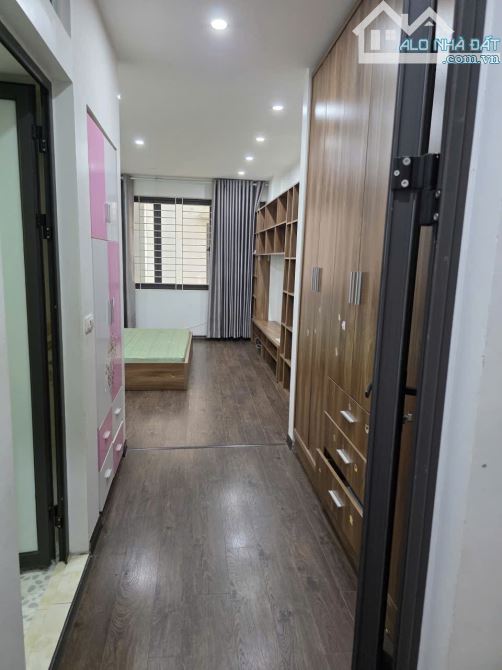 Cho thuê nhà Thạch Bàn, Long Biên - Full Đồ ở ngay, Khu vực cán bộ hưu trí quân đội - 2