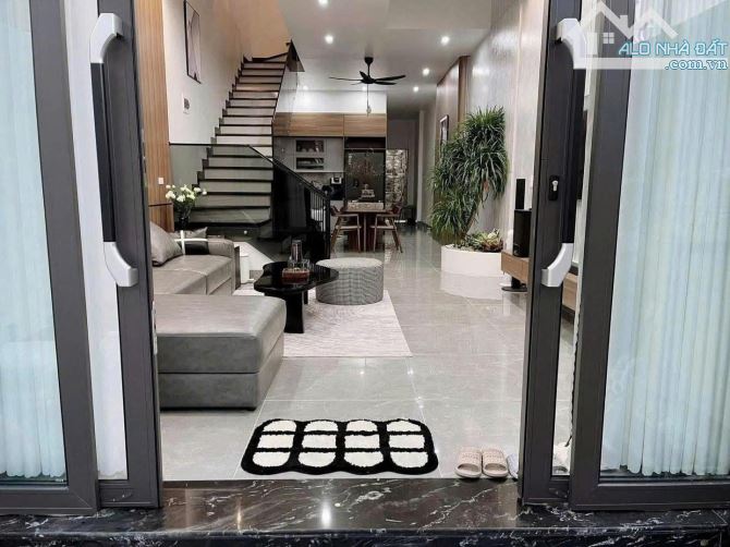 Siêu Phẩm Nhà 5x20m Trang Bị Full Nội Thất Cao Cấp – Ngay TT Thủ Dầu Một - 2