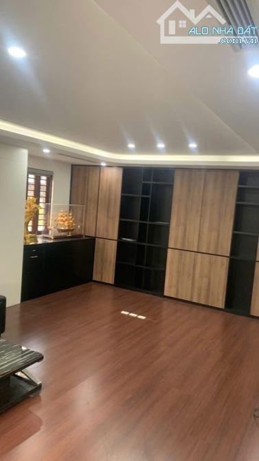 Cho thuê Biệt thự Văn Quán - Hà Đông ( Lô góc mặt tiền rộng) - 2
