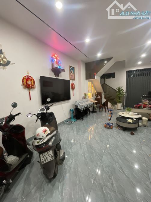 6 TỶ 3 - NHÀ 4 TẦNG - 60 M2 - HOÀN CÔNG - KDC PHÚ HỒNG THỊNH, P.ĐÔNG HÒA, TP.HCM - 2