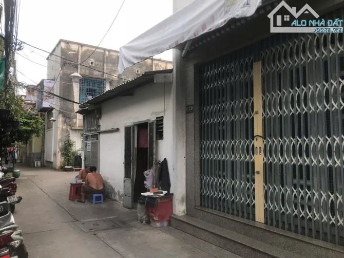 Bán nhà Võ Văn Kiệt 65.6m² 1 tầng – 14 tỷ – Hẻm ô tô, căn góc, Kinh doanh thuận lợi, Q1 - 2
