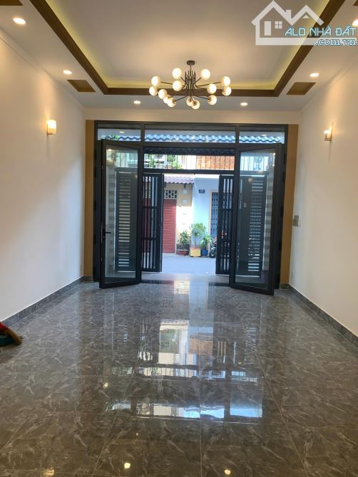 Ngộp! Bán nhà Ni Sư Huỳnh Liên [4x18m, 72m2] - 2 tầng mới - Giá chỉ 6.8 tỷ tl - 2