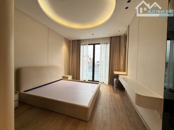Bán Nhà 6 tầng mới koong Phúc Đồng, thang máy, full nội thất, 37m, MT 3.6m, nhỉnh 10 tỷ - 2