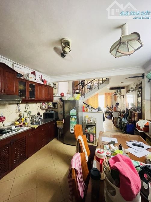 Gấp bán nhà ngay ngã tư Bảy Hiền 70m2, 4 tầng nhỉnh 7Tỷ( tl) - 2