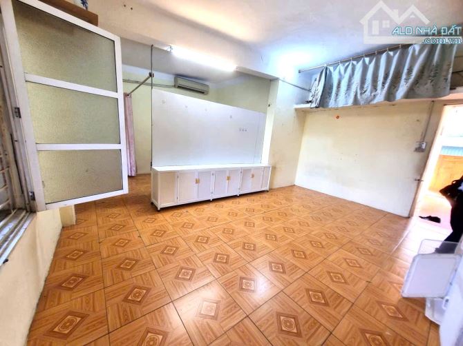 BÁN NHÀ TẬP THỂ HÀ ĐÔNG – SỔ ĐỎ 43M² – DÙNG GẦN 75M² – GIÁ 3.4 TỶ - 2