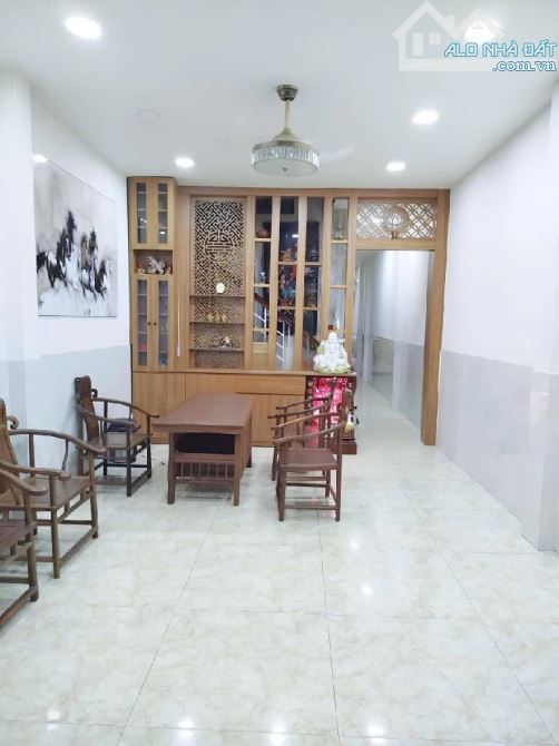 MẶT TIỀN KINH DOANH TÂN PHÚ - 120M2 - 3 TẦNG - FULL NỘI THẤT - ĐƯỜG 10M - CHỈ 12 TỶ NHẸ - 2