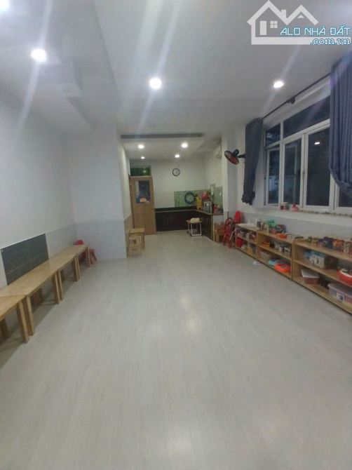 BÁN BIỆT THỰ SÂN VƯỜN ĐƯỜNG SỐ 50 Q6 (8X16) 2 TẤM. CHỈ 16,5 TỶ - 2