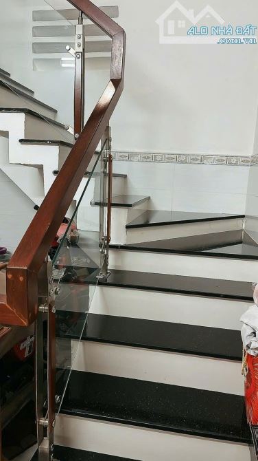 NHÀ MẶT TIỀN ĐƯỜNG THÔNG SỐ VÀNG 4,5M x 37M VỪA Ở VỪA KINH DOANH THOẢI MÁI - KHU VIP ÂU CƠ - 2