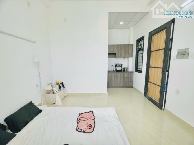 Bán căn hộ dịch vụ Bình Tân, đường số 4, 232m2, 5 lầu, giá nhỉnh hơn định giá bank 1 xíu - 2